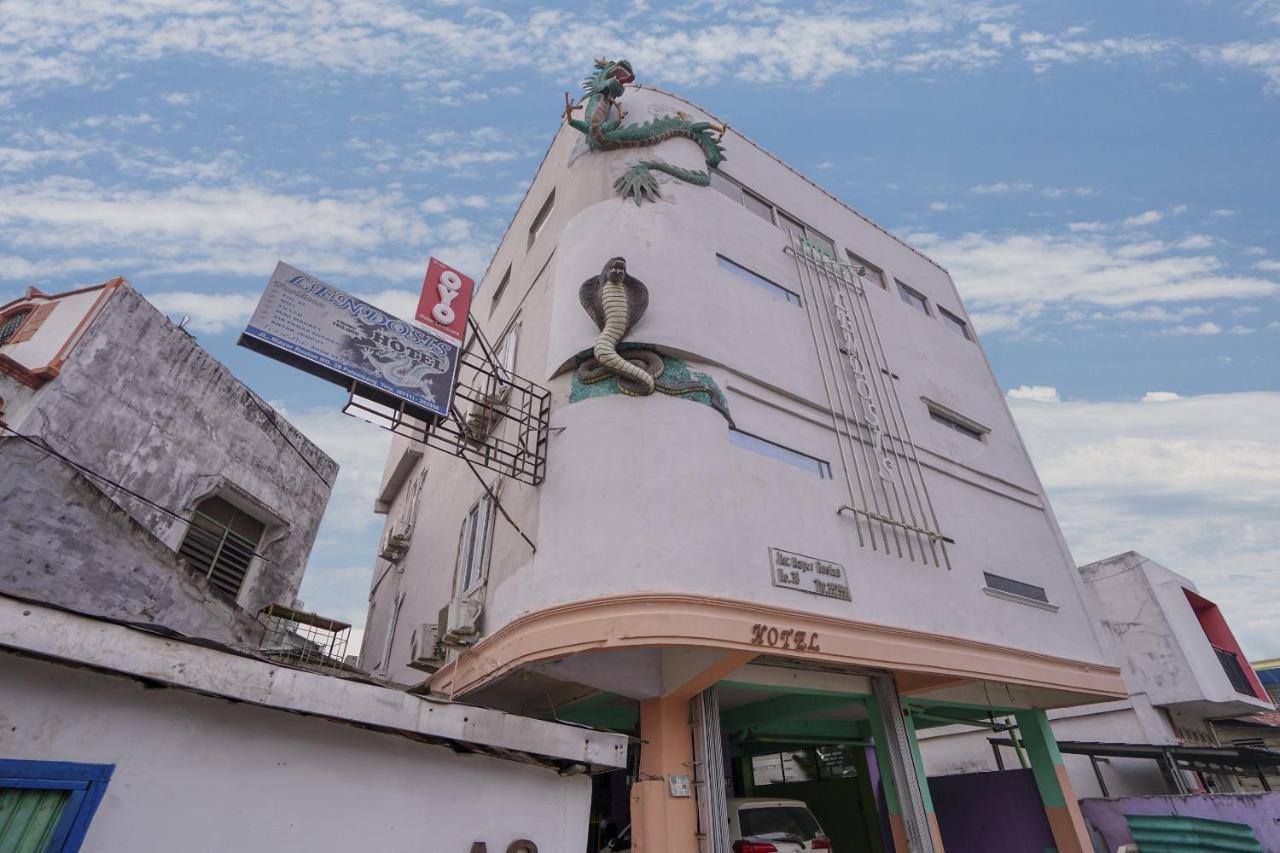 Oyo 1495 Hotel Lendosis Palembang Zewnętrze zdjęcie