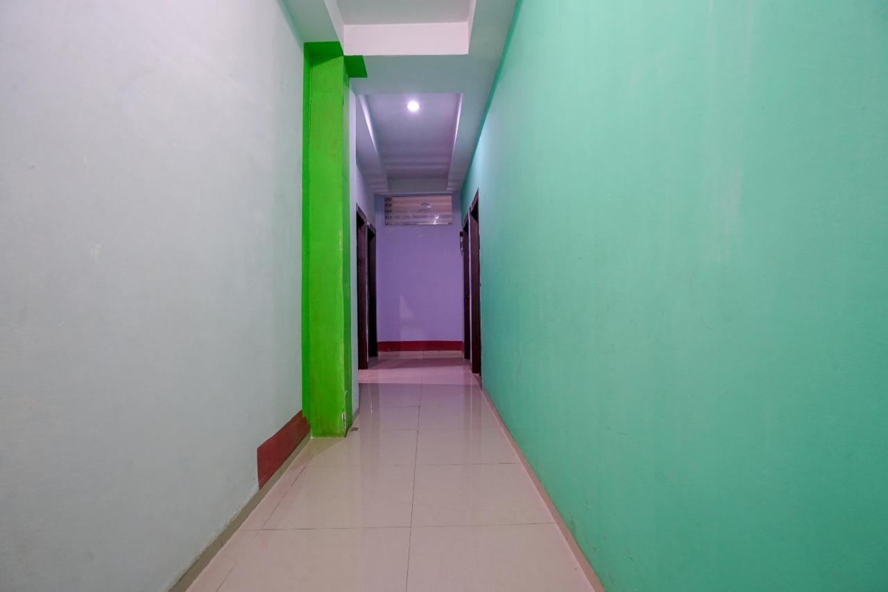 Oyo 1495 Hotel Lendosis Palembang Zewnętrze zdjęcie