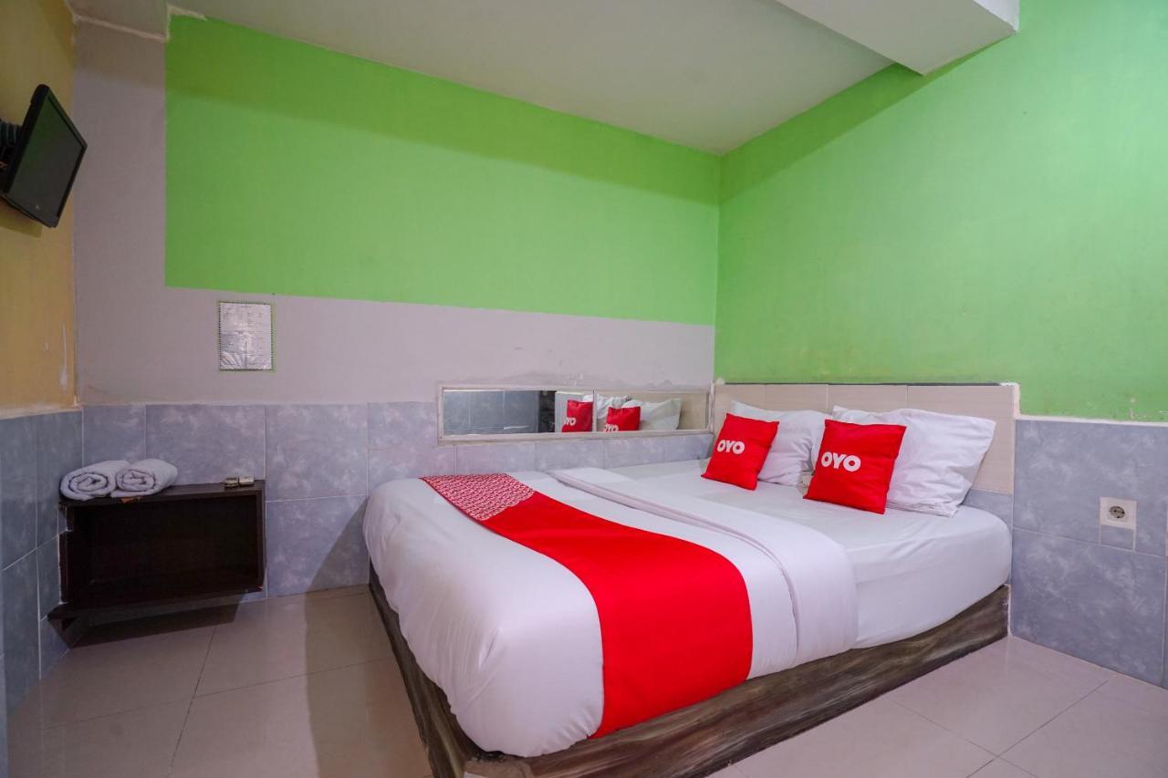 Oyo 1495 Hotel Lendosis Palembang Zewnętrze zdjęcie