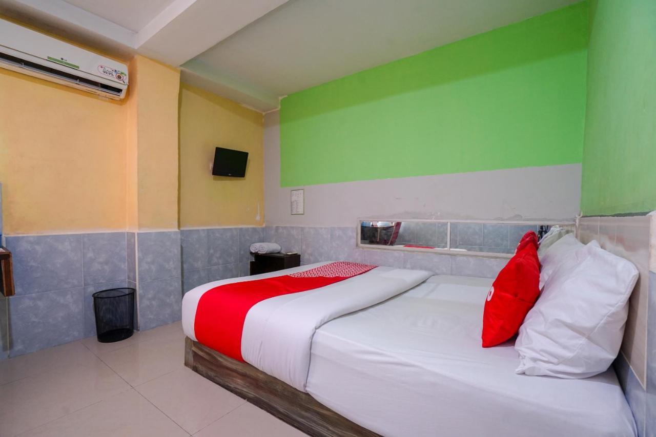 Oyo 1495 Hotel Lendosis Palembang Zewnętrze zdjęcie
