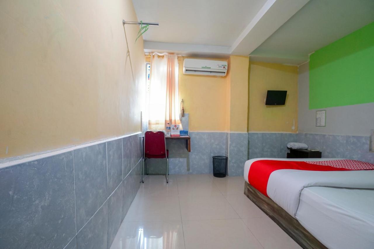 Oyo 1495 Hotel Lendosis Palembang Zewnętrze zdjęcie